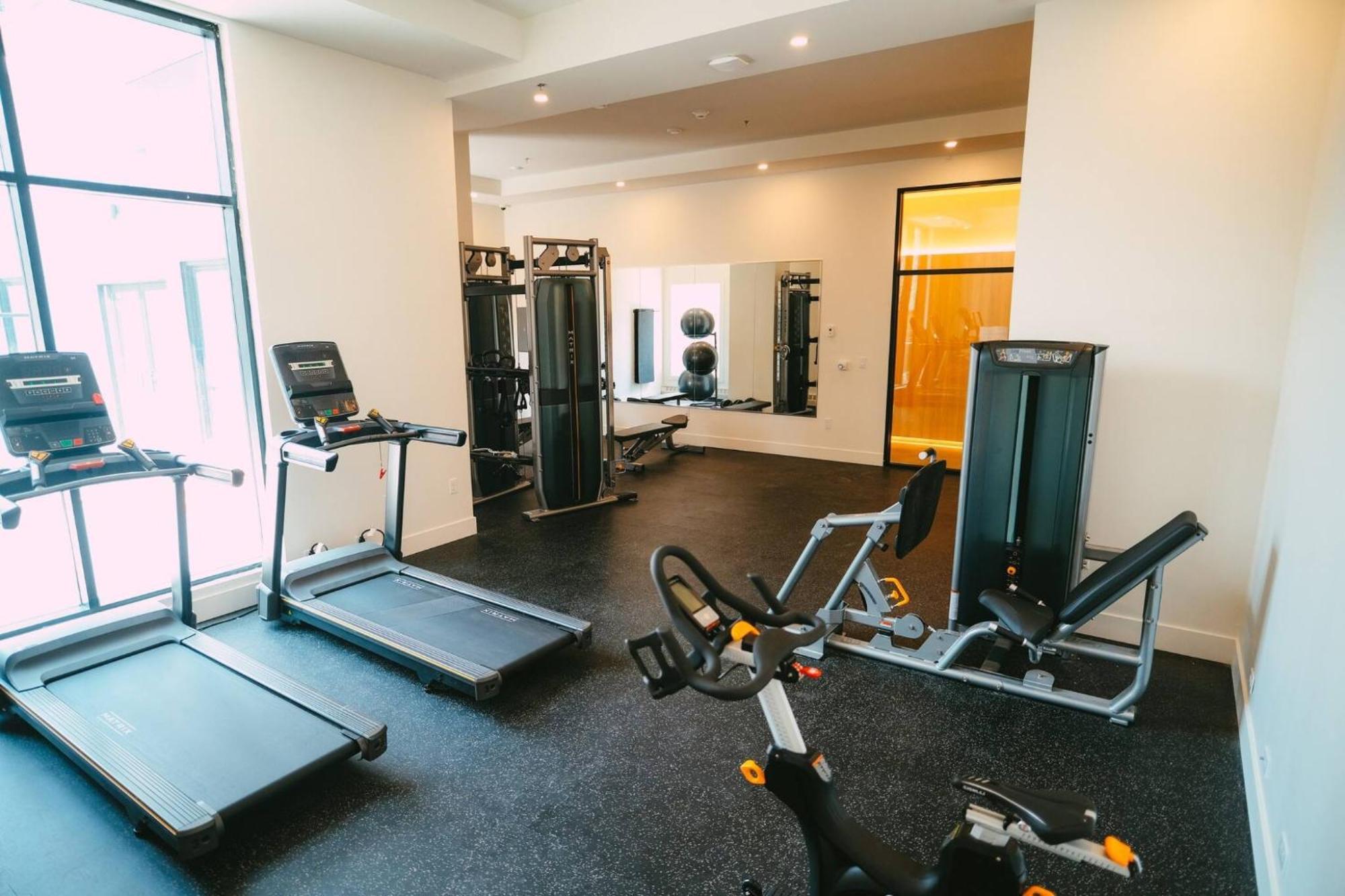 New - Luxury 2Br Penthouse Apt In Central Halifax Exteriör bild